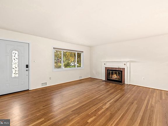 5th image of 3305 Nevius St