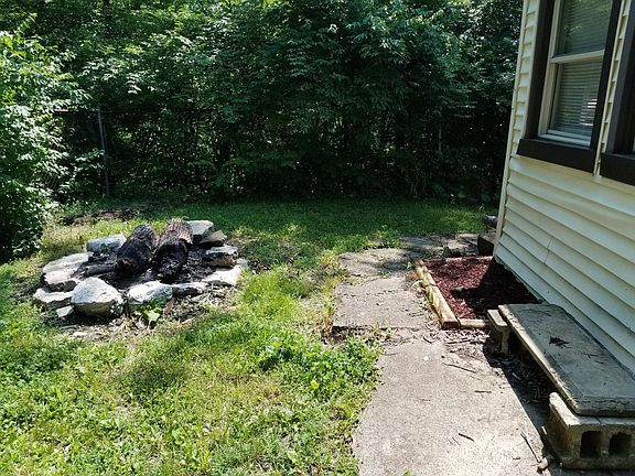 4th image of 1117 Purcell Ave