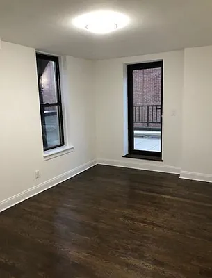 Rented by Solil Management | media 29