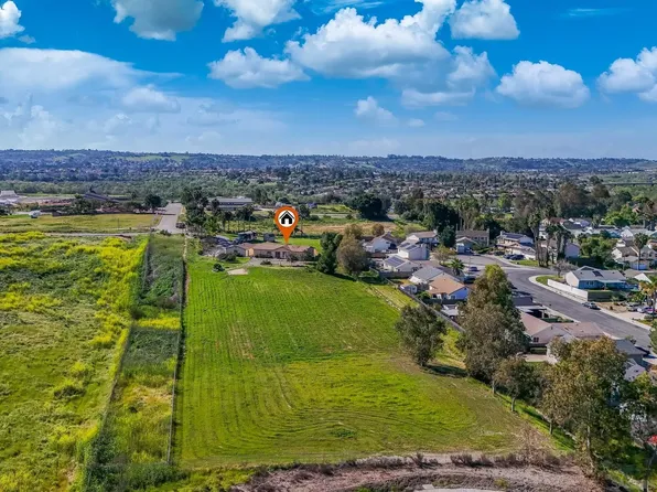 273 Stallion Dr, Oceanside, CA 92057