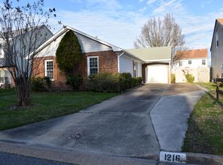 1216 Graylyn Rd, Virginia Beach, VA 23464