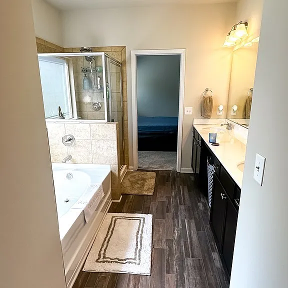135 Collington Cir — Photo 16