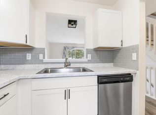 5762 Belmore Dr, Hilliard, OH 43026