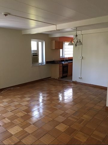 1st image of 7214 Oak Ave #3