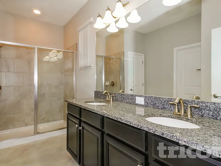 9735 Ivory Dr — Photo 7