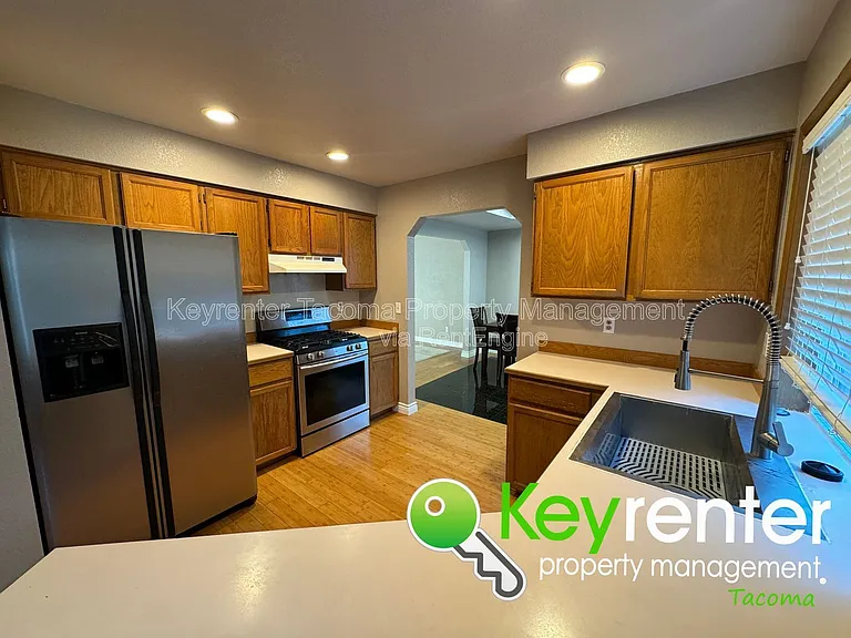9223 76th Street Ct SW — Photo 5