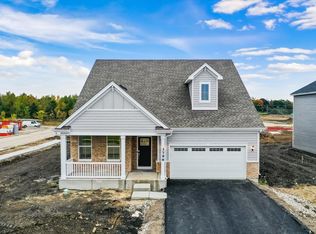 90 Sweetflag Cir, Elgin, IL 60124