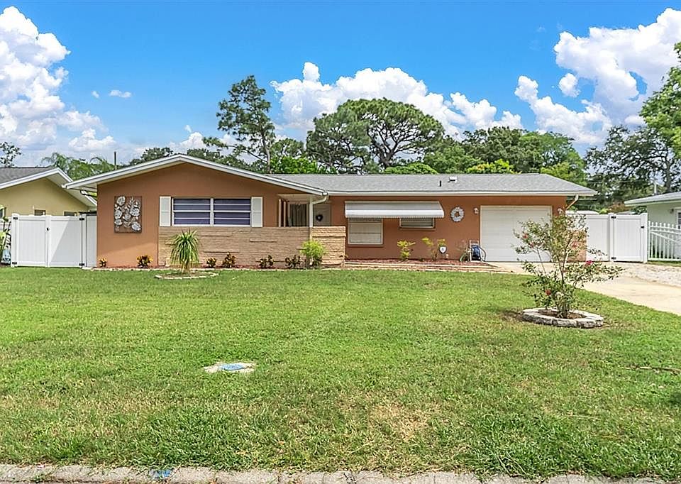 1st image of 11553 Oval Dr W