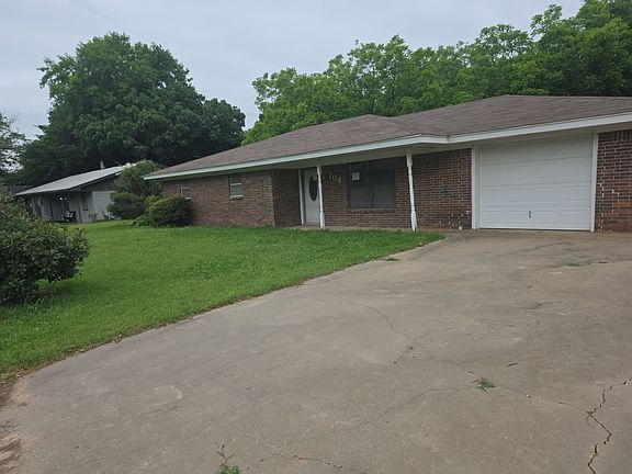 5th image of 709 Lee St