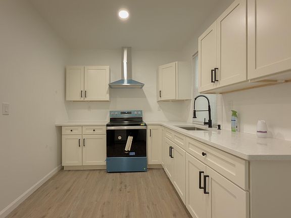 5th image of 50 Butler St