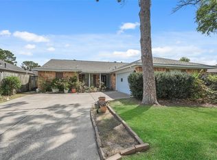 5523 Greenhill Forest Dr, Houston, TX 77088