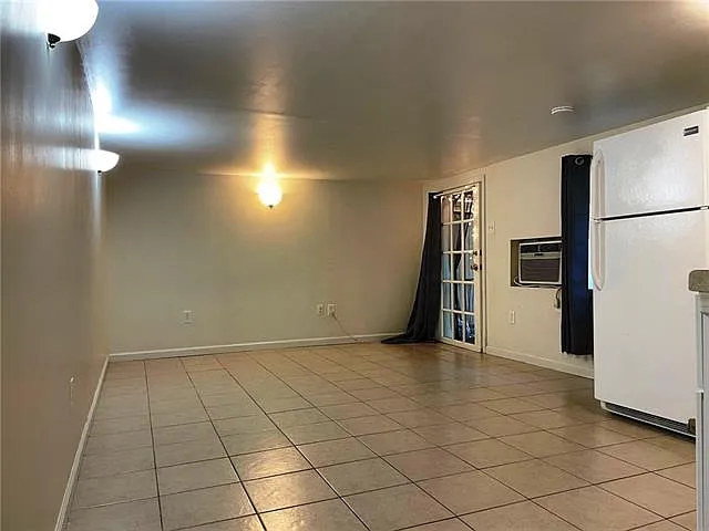 8300 Pritchard Pl #1/2 — Photo 5