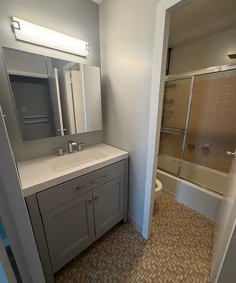 Powder room/area - Vanity between Bedroom and Bathroom