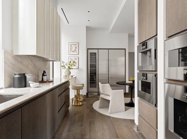 111 West 57th Street image 29 of 34