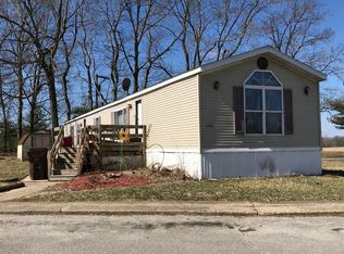 1174 W Pine Forest Dr, Terre Haute, IN 47802