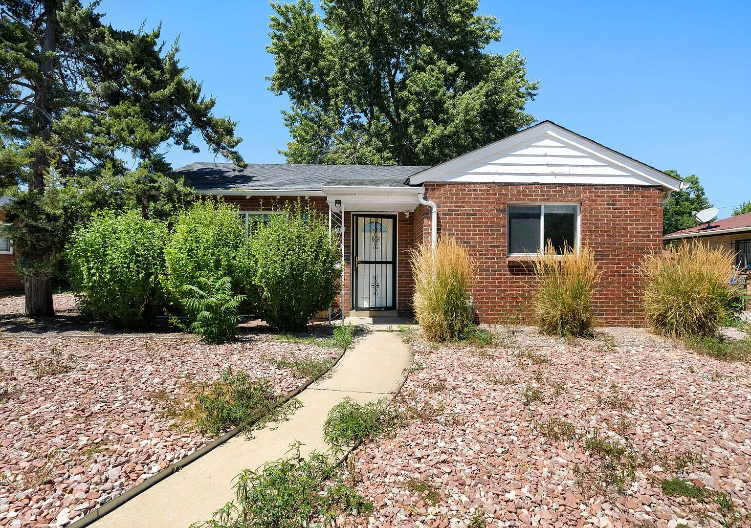 Charming 2BD, 2BA Park Hill Home with Back Yard & Garage — Photo 1