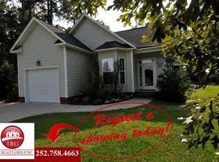 2930 Sherwin Downs Dr, Grimesland, NC 27837
