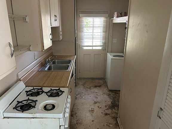 4th image of 1416-1418 Carroll Ave
