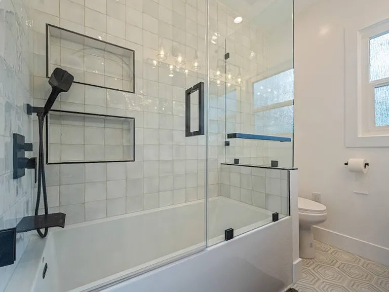 7106 Lasaine Ave — Photo 28