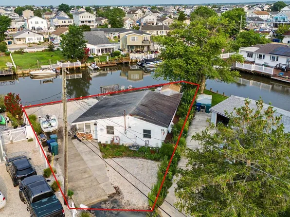 40 W Brig Dr, Little Egg Harbor, NJ 08087