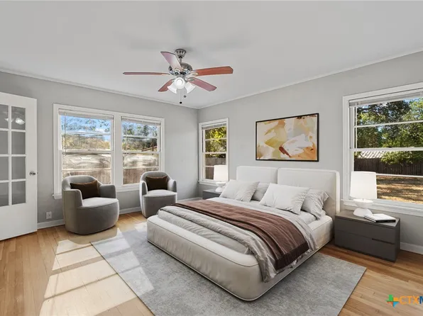 854 S Magnolia Ave, Luling, TX 78648