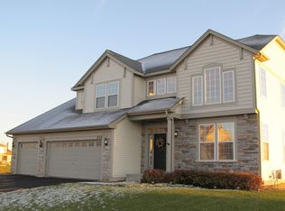 536 Northgate Dr, Sycamore, IL 60178