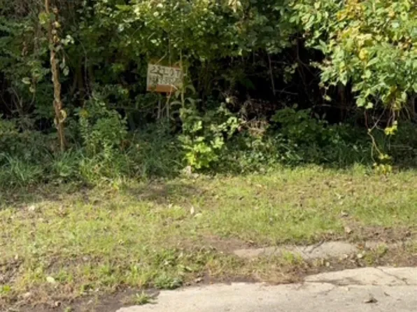 0 River Oaks Dr, Flint, MI 48532
