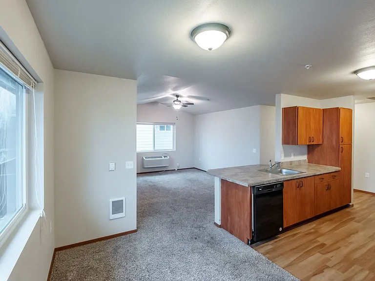 Lafayette Place Apartments — Photo 12