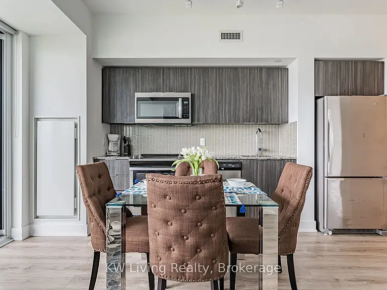 108 Peter St #1116 — Photo 11