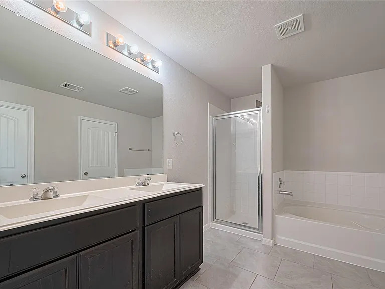 3010 Veeder Pass Ln — Photo 34