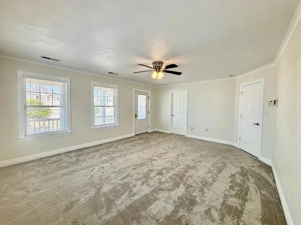 259 W Ocean View Ave, Norfolk, VA 23503