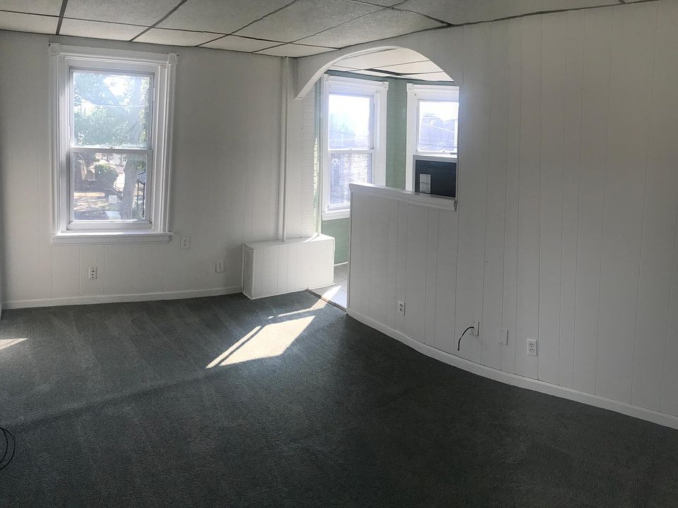 1st image of 1837 W 8th St #2A