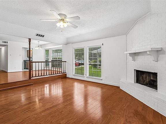 5th image of 130 Village Dr Unit 130