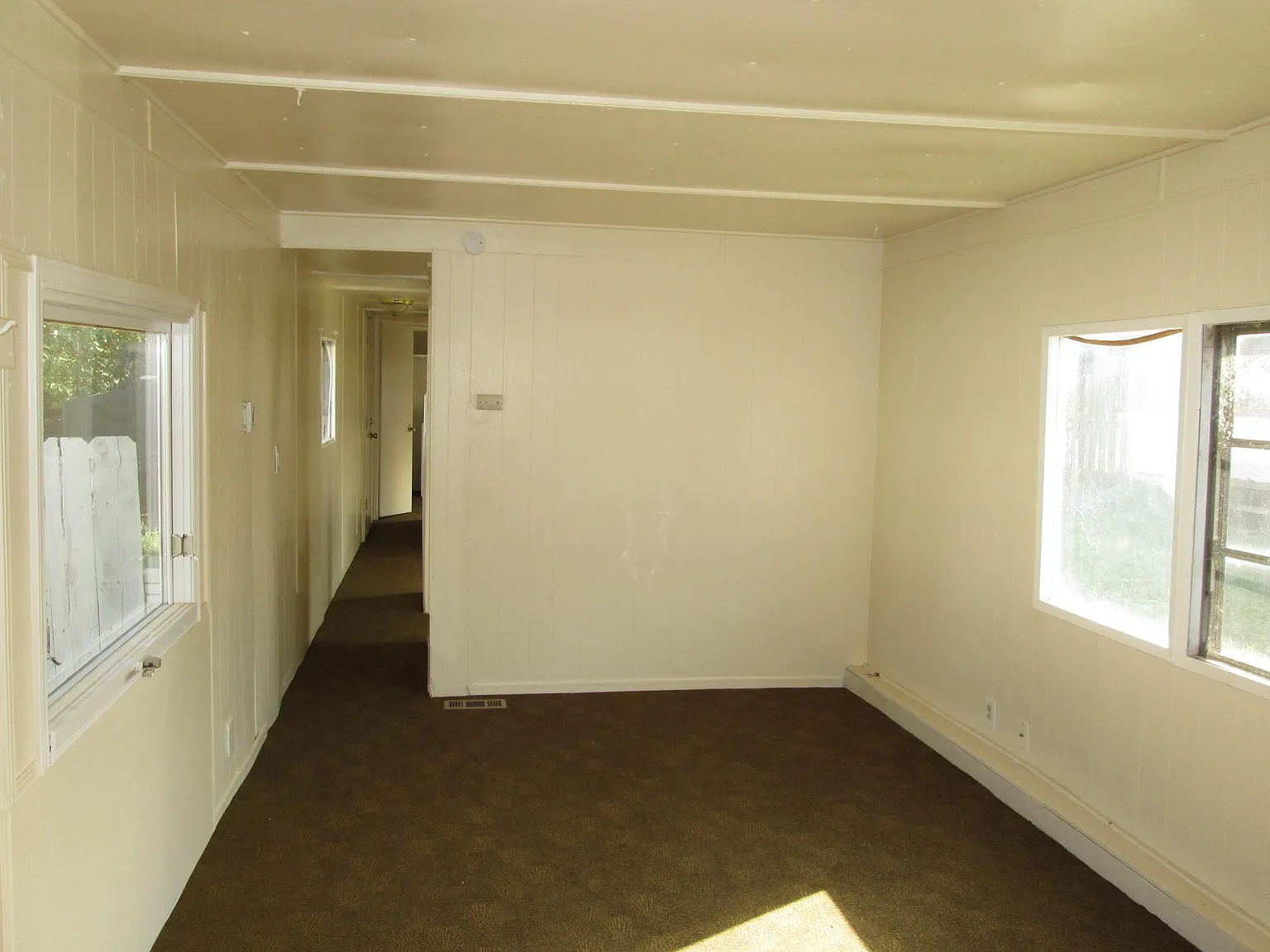 2 bed, 400 sqft, $1,175 — Photo 4