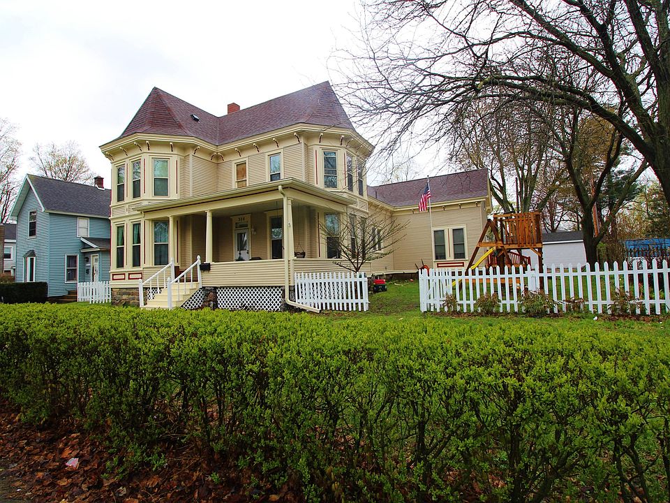 1st image of 308 New York Ave