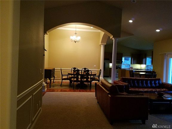 5th image of 1063 Saint Moritz Ct