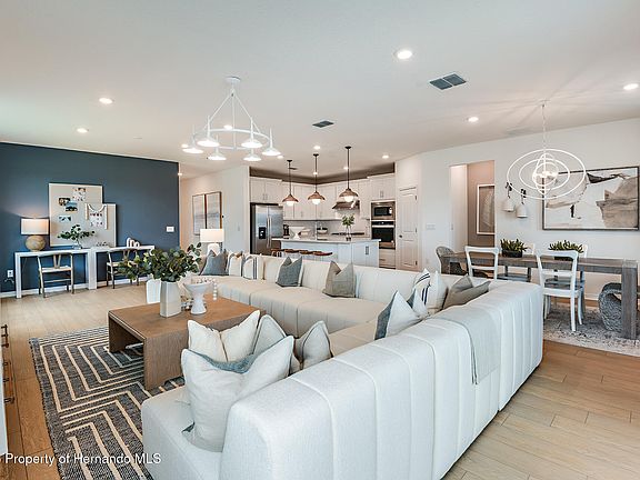 7th image of this home