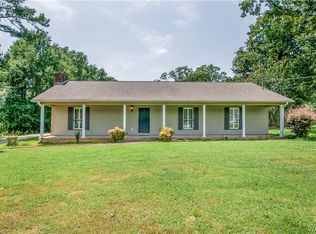 10747 Cobblestone Dr, Cottondale, AL 35453