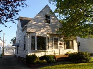 4711 Redfern Rd, Parma, OH 44134