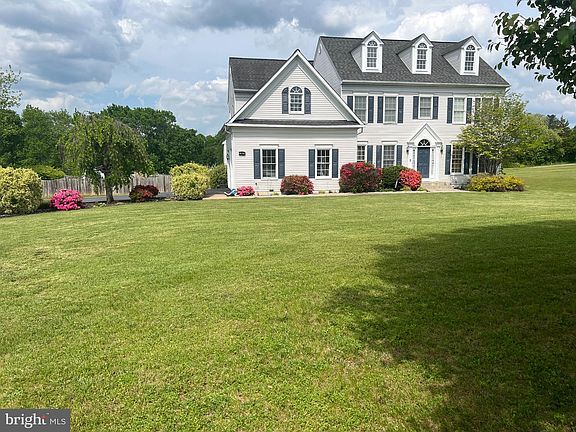 4th image of 7807 Gerhard Way