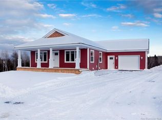 128 Hetherington Ct, Woodstock, NB E7M0G9