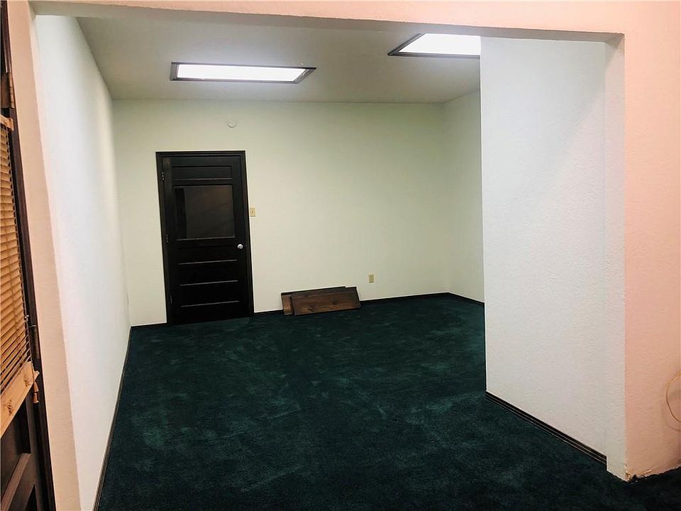2nd image of 306 Green Ave
