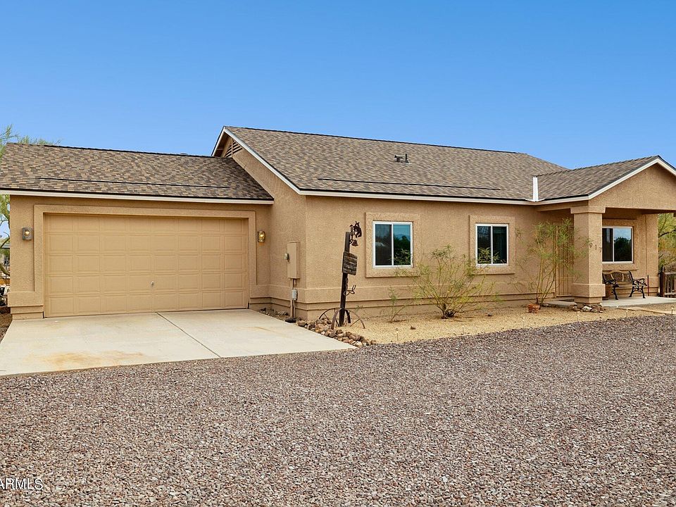 1st image of 917 W Desert Hills Estate Drive