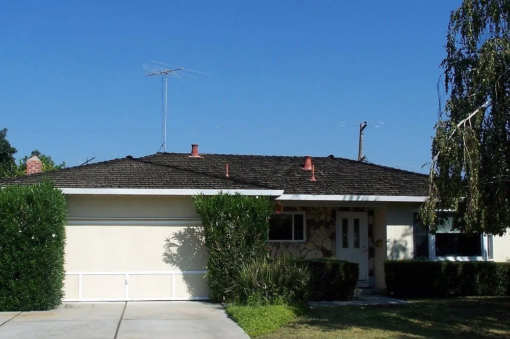 1540 Hervey Ln photo 1
