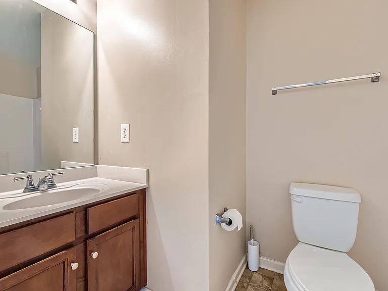 1071 McDuffie Cir — Photo 24
