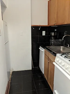 Rented by City Connections Realty | media 55