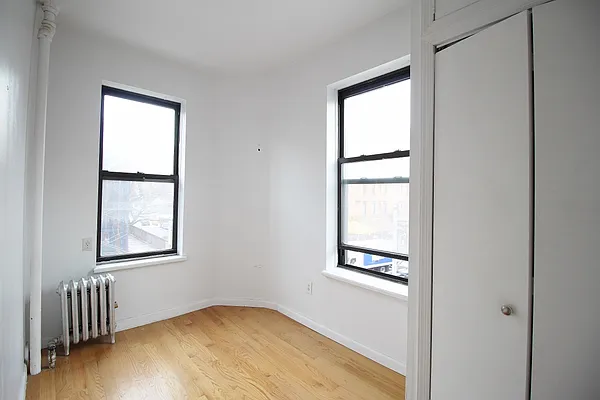 Rented by Julianna Realty Corp | media 17