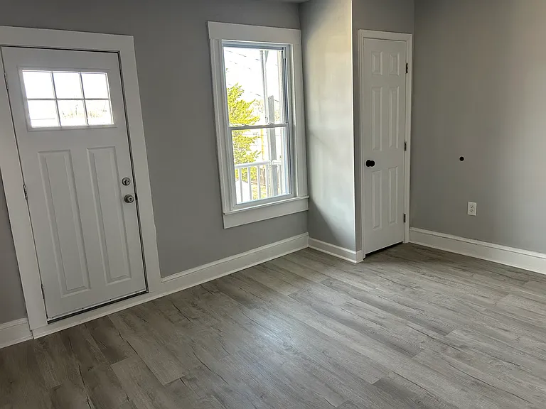 2644 Harlem Ave — Photo 16