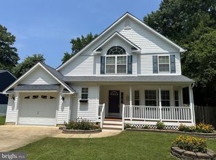 444 Lake Dr, Lusby, MD 20657
