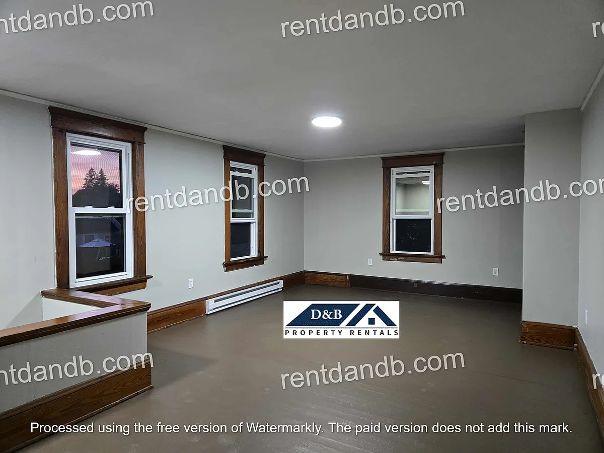 Livingroom - 42 2nd Ave #A